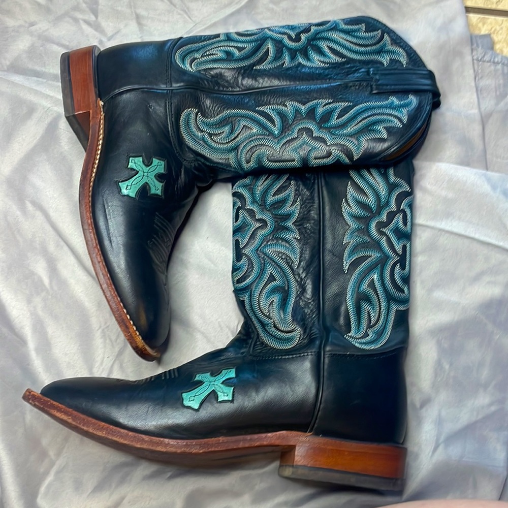 Tony lama boots 9.5 black with turquoise embroidery